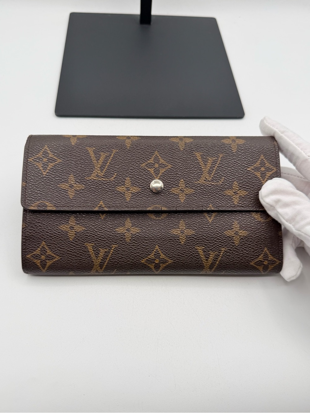 Louis Vuitton Long monogram Flap Wallet